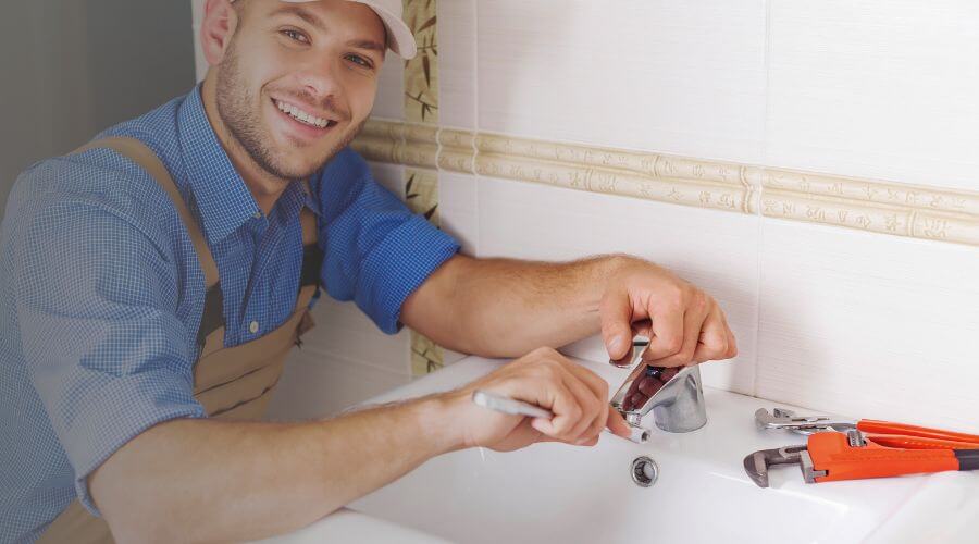 Expert burst pipe repair services in Rossville, TN
